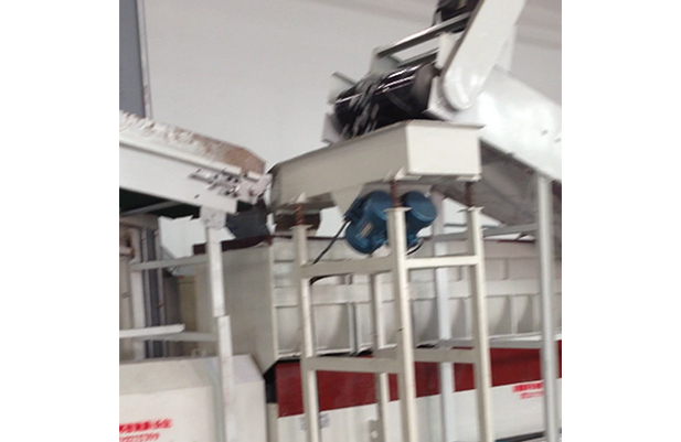 Linnear vibratory continuous finishing system German Design polishing machine buffing machine details9