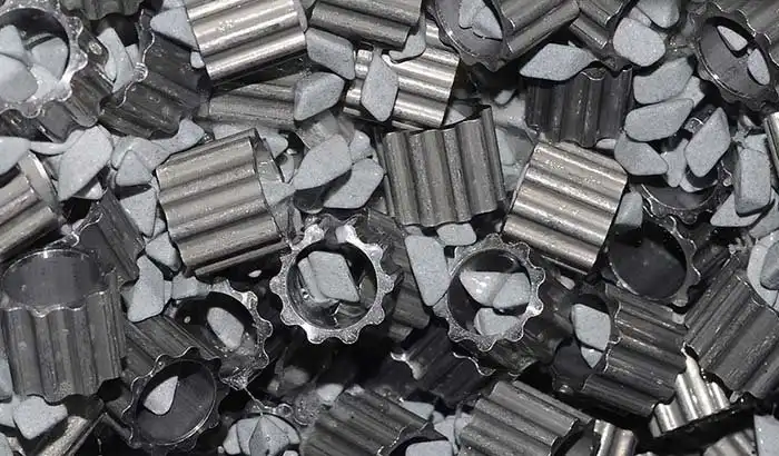 ceramic-deburring-steel-metal-parts