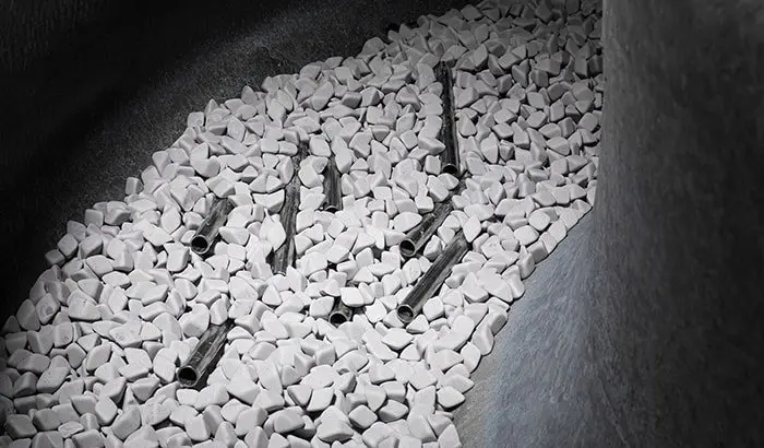 ceramic-polishing-media-for-metal-parts