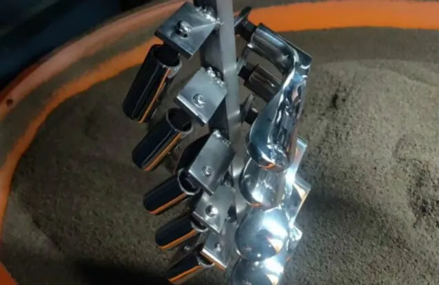 drag-finishing-machine-fixture-for-door-handle