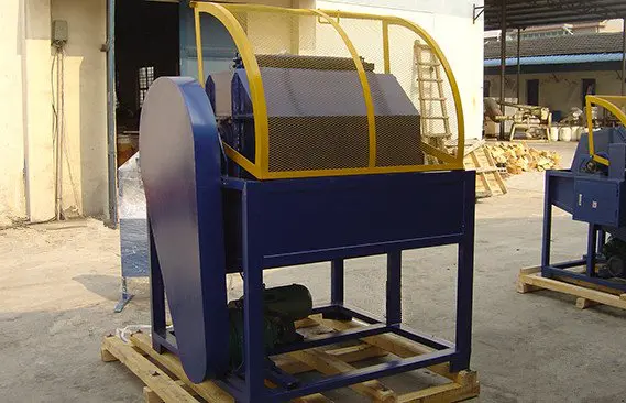 rotary-barrel-tumbling-machine-photos