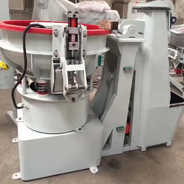 vibratory-finishing-machine-with-loading-hopper