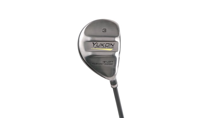Polishing-fairway-woods-golf-club
