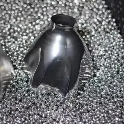 Piezas de Acero Antes y Después del Proceso de Volteo en Tina Vibratoria - Después