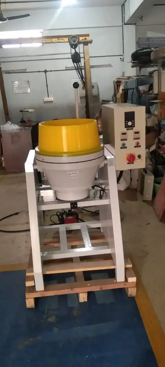 Industrial centrifugal disc finisher for stainless steel parts polishing VA38