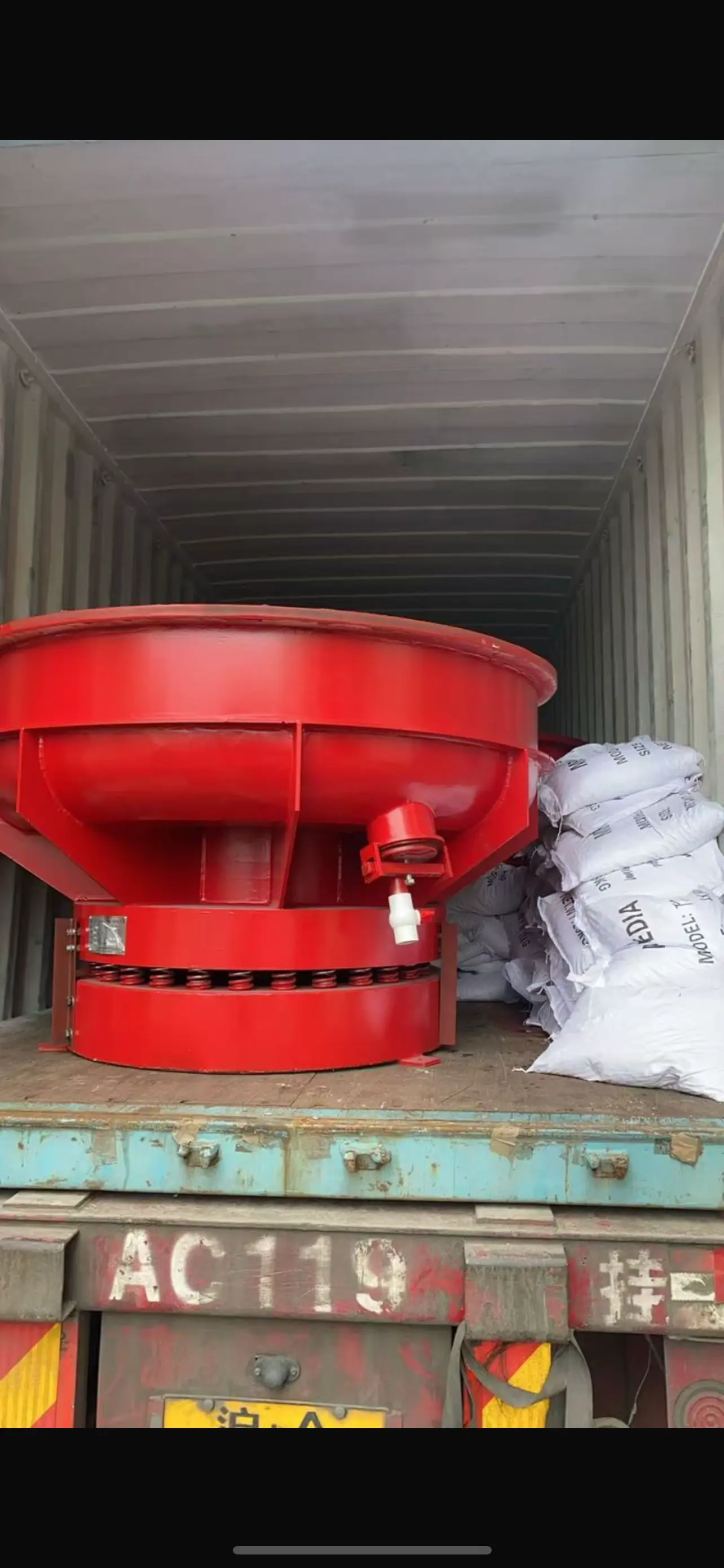 VBB1200 Vibratory finishing machine straight wall bowl for edge radiusing